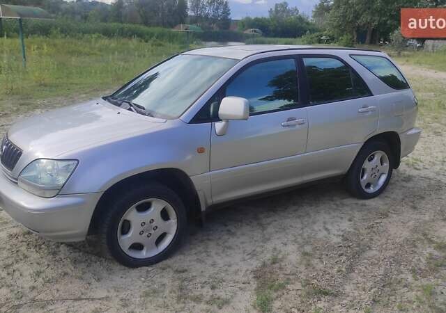 Лексус РХ, объемом двигателя 3 л и пробегом 289 тыс. км за 6900 $, фото 1 на Automoto.ua