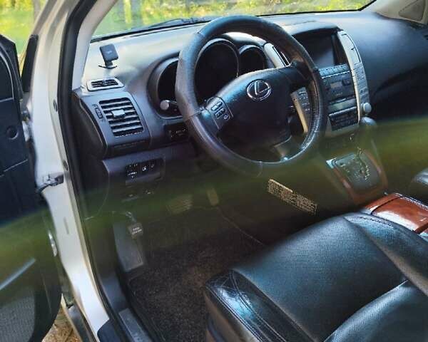Лексус РХ, объемом двигателя 3 л и пробегом 260 тыс. км за 10000 $, фото 10 на Automoto.ua