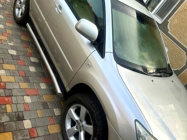 Лексус РХ, объемом двигателя 33 л и пробегом 202 тыс. км за 10500 $, фото 1 на Automoto.ua