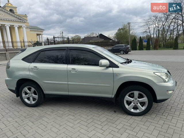 Лексус РХ, объемом двигателя 3.3 л и пробегом 313 тыс. км за 9999 $, фото 4 на Automoto.ua