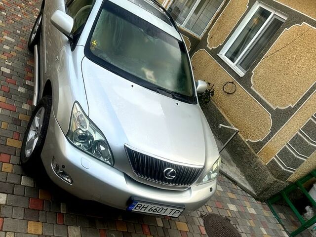 Лексус РХ, объемом двигателя 33 л и пробегом 202 тыс. км за 10500 $, фото 2 на Automoto.ua