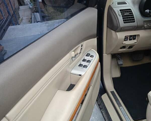 Лексус РХ, объемом двигателя 3 л и пробегом 272 тыс. км за 8800 $, фото 27 на Automoto.ua