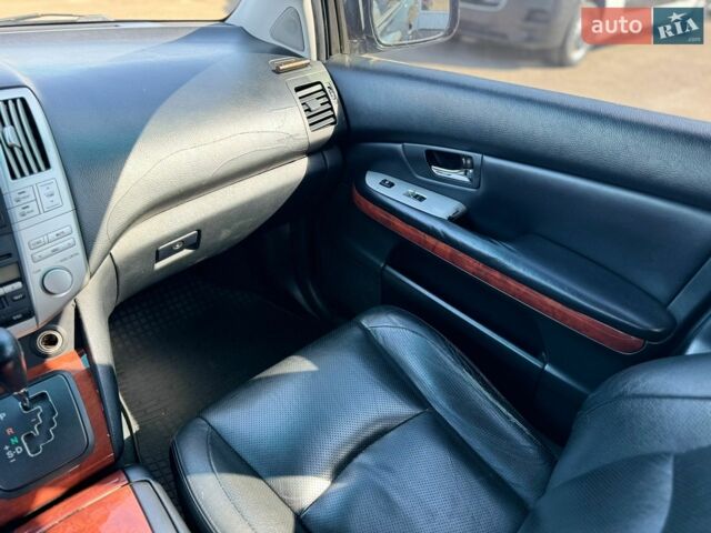Лексус РХ, об'ємом двигуна 3.3 л та пробігом 273 тис. км за 8300 $, фото 51 на Automoto.ua