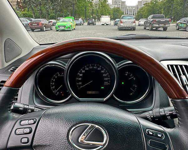 Лексус РХ, объемом двигателя 3 л и пробегом 350 тыс. км за 11500 $, фото 23 на Automoto.ua