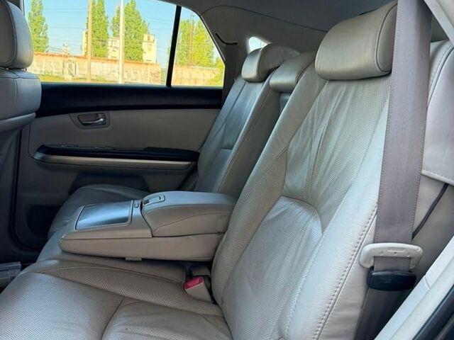 Лексус РХ, объемом двигателя 3.3 л и пробегом 410 тыс. км за 8500 $, фото 6 на Automoto.ua