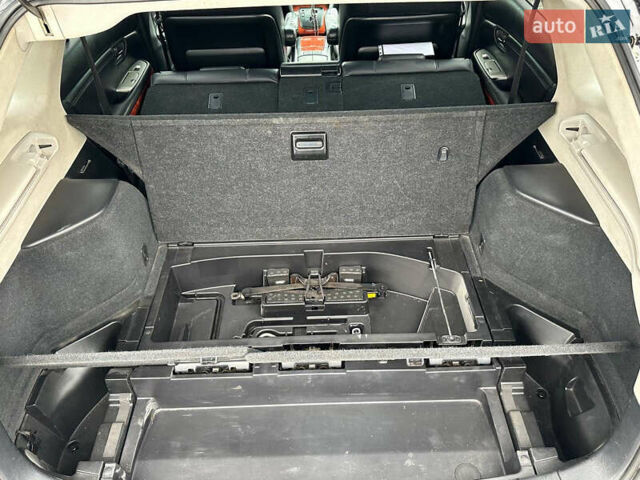 Лексус РХ, объемом двигателя 3 л и пробегом 350 тыс. км за 11500 $, фото 17 на Automoto.ua