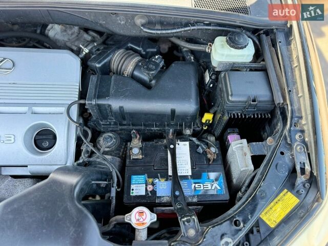 Лексус РХ, об'ємом двигуна 3.3 л та пробігом 273 тис. км за 8300 $, фото 75 на Automoto.ua
