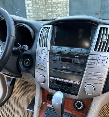 Лексус РХ, об'ємом двигуна 3.31 л та пробігом 302 тис. км за 9100 $, фото 8 на Automoto.ua