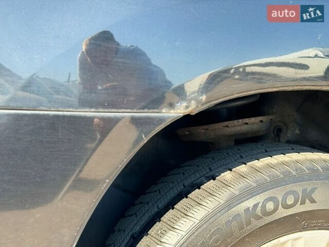 Лексус РХ, объемом двигателя 3.3 л и пробегом 273 тыс. км за 8300 $, фото 16 на Automoto.ua