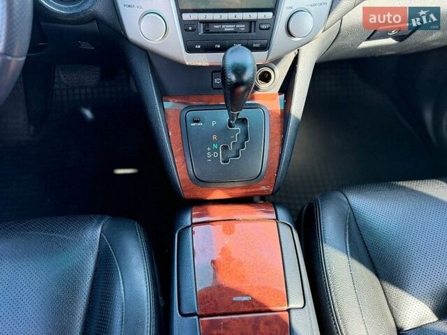 Лексус РХ, объемом двигателя 3.3 л и пробегом 273 тыс. км за 8300 $, фото 45 на Automoto.ua