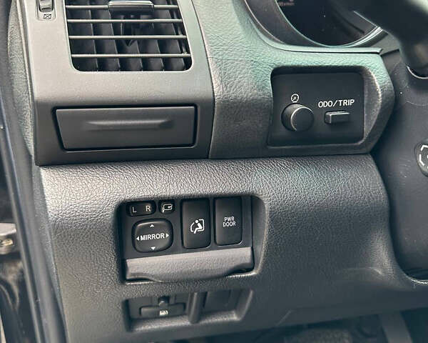 Лексус РХ, объемом двигателя 3 л и пробегом 350 тыс. км за 11500 $, фото 20 на Automoto.ua