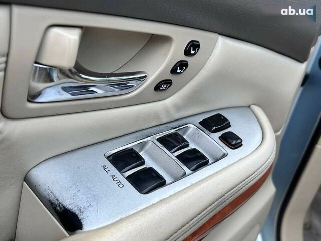 Лексус РХ, объемом двигателя 3.3 л и пробегом 388 тыс. км за 9700 $, фото 9 на Automoto.ua