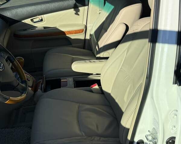 Лексус РХ, объемом двигателя 3.31 л и пробегом 184 тыс. км за 12200 $, фото 24 на Automoto.ua