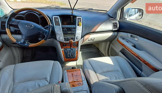 Лексус РХ, об'ємом двигуна 3.46 л та пробігом 239 тис. км за 12500 $, фото 17 на Automoto.ua