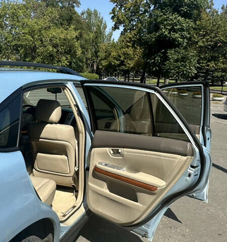 Лексус РХ, об'ємом двигуна 3.46 л та пробігом 198 тис. км за 10500 $, фото 18 на Automoto.ua
