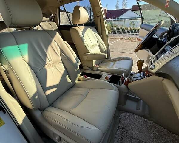 Лексус РХ 2006 в Одессе на Automoto.ua Лексус РХ, объемом двигателя 3.31 л и пробегом 184 тыс. км за 12500 $, фото 18 на Automoto.ua