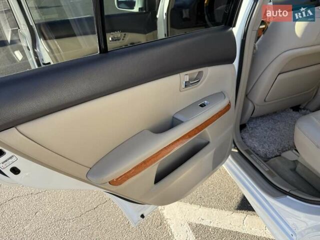 Лексус РХ 2006 в Одессе на Automoto.ua Лексус РХ, объемом двигателя 3.31 л и пробегом 184 тыс. км за 12500 $, фото 10 на Automoto.ua