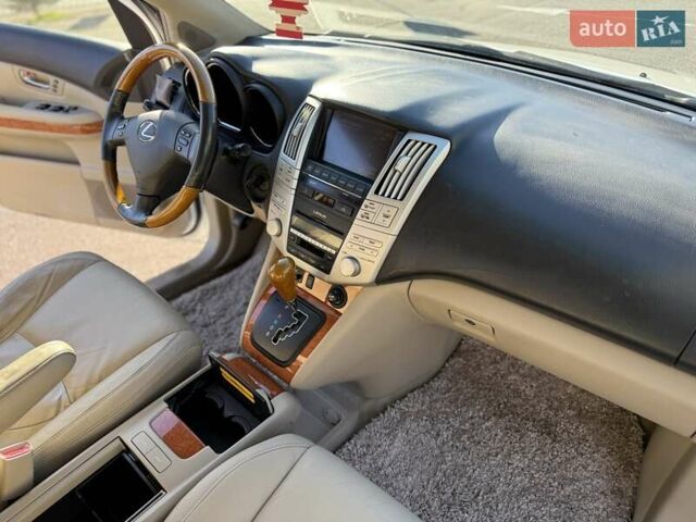 Лексус РХ 2006 в Одессе на Automoto.ua Лексус РХ, объемом двигателя 3.31 л и пробегом 184 тыс. км за 12500 $, фото 17 на Automoto.ua