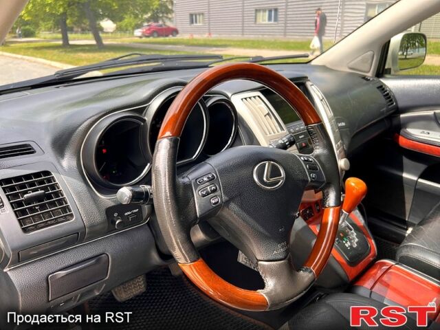 Лексус РХ, объемом двигателя 3 л и пробегом 370 тыс. км за 9300 $, фото 5 на Automoto.ua