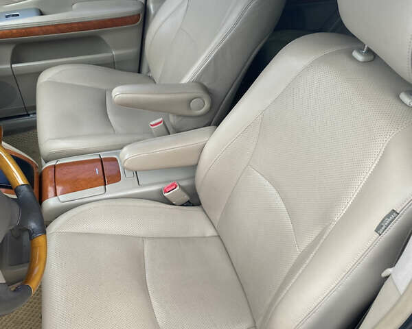 Лексус РХ, объемом двигателя 3.46 л и пробегом 330 тыс. км за 9999 $, фото 10 на Automoto.ua
