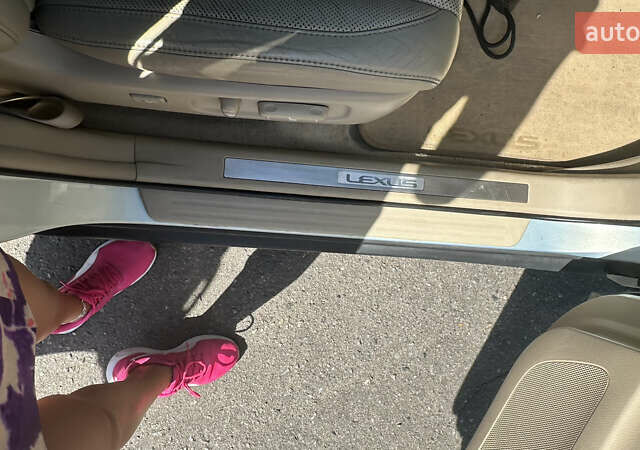 Лексус РХ, об'ємом двигуна 3.46 л та пробігом 198 тис. км за 10500 $, фото 26 на Automoto.ua