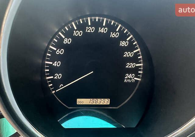 Лексус РХ, об'ємом двигуна 3.46 л та пробігом 198 тис. км за 10500 $, фото 9 на Automoto.ua
