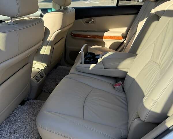 Лексус РХ, объемом двигателя 3.31 л и пробегом 184 тыс. км за 12200 $, фото 11 на Automoto.ua