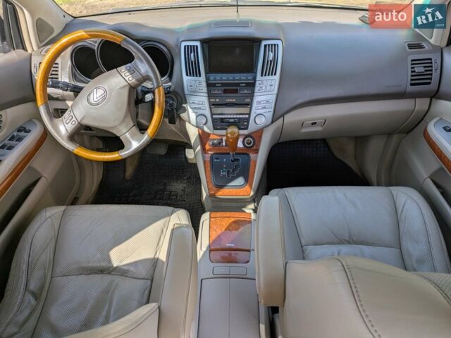 Лексус РХ, об'ємом двигуна 3.46 л та пробігом 239 тис. км за 10200 $, фото 7 на Automoto.ua