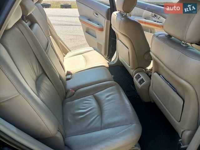 Лексус РХ, объемом двигателя 3.46 л и пробегом 182 тыс. км за 10500 $, фото 3 на Automoto.ua