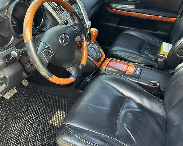 Лексус РХ, объемом двигателя 3.46 л и пробегом 247 тыс. км за 9499 $, фото 3 на Automoto.ua