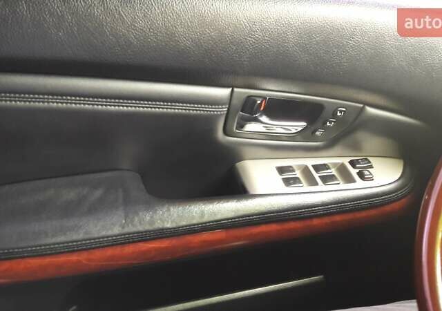 Лексус РХ, объемом двигателя 3.46 л и пробегом 145 тыс. км за 14900 $, фото 3 на Automoto.ua