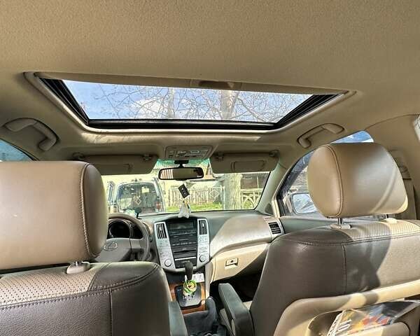 Лексус РХ, объемом двигателя 3.46 л и пробегом 280 тыс. км за 13700 $, фото 7 на Automoto.ua