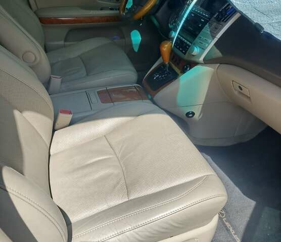Лексус РХ, объемом двигателя 3.5 л и пробегом 160 тыс. км за 12800 $, фото 7 на Automoto.ua