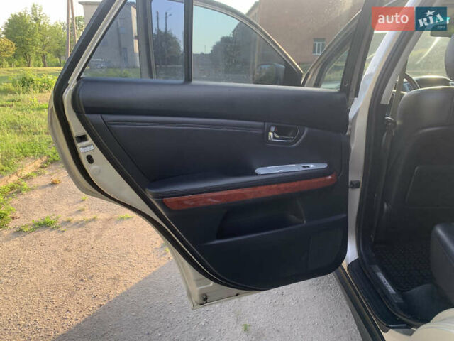Лексус РХ, объемом двигателя 3.5 л и пробегом 260 тыс. км за 9300 $, фото 21 на Automoto.ua