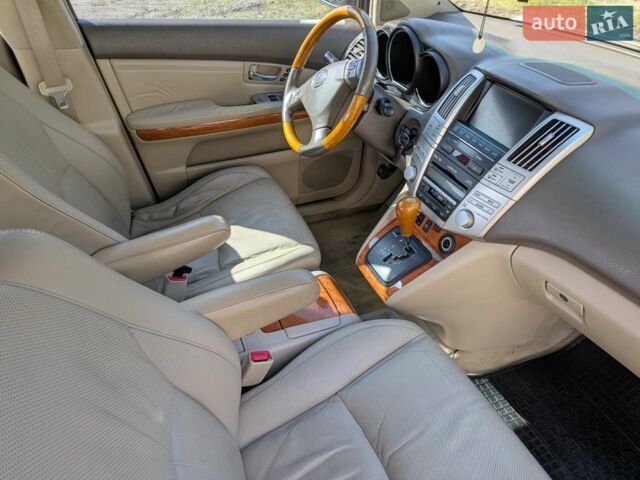 Лексус РХ, об'ємом двигуна 3.46 л та пробігом 239 тис. км за 10200 $, фото 9 на Automoto.ua