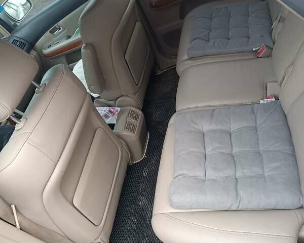 Лексус РХ, об'ємом двигуна 3.31 л та пробігом 219 тис. км за 12000 $, фото 2 на Automoto.ua