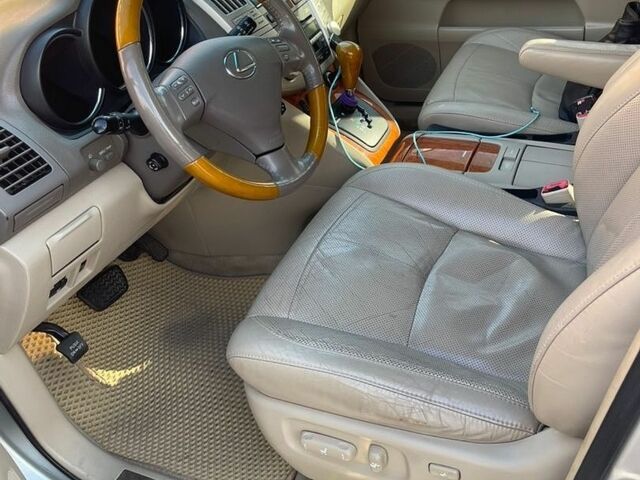 Лексус РХ, объемом двигателя 3.5 л и пробегом 265 тыс. км за 10000 $, фото 6 на Automoto.ua