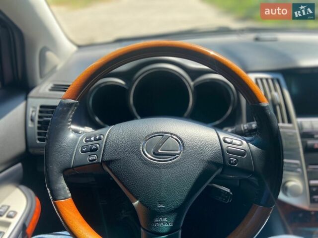 Лексус РХ, объемом двигателя 3.46 л и пробегом 150 тыс. км за 11000 $, фото 10 на Automoto.ua