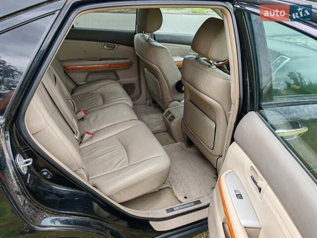 Лексус РХ, объемом двигателя 3.46 л и пробегом 281 тыс. км за 12500 $, фото 4 на Automoto.ua