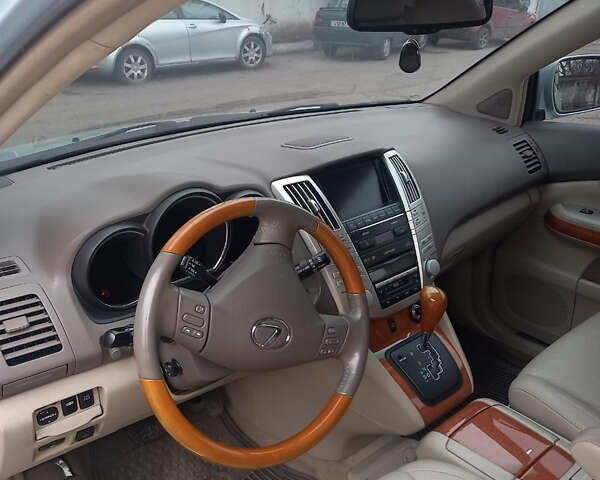 Лексус РХ, объемом двигателя 3.46 л и пробегом 157 тыс. км за 11800 $, фото 2 на Automoto.ua