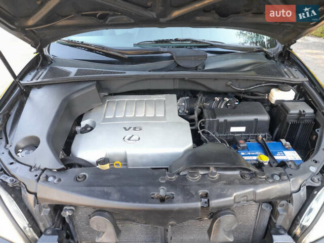 Лексус РХ, объемом двигателя 3.5 л и пробегом 335 тыс. км за 8800 $, фото 12 на Automoto.ua