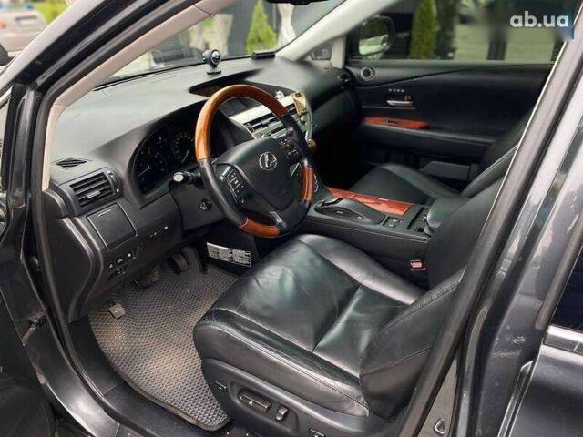 Лексус РХ, объемом двигателя 0 л и пробегом 210 тыс. км за 13990 $, фото 18 на Automoto.ua