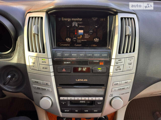 Лексус РХ, объемом двигателя 3.3 л и пробегом 254 тыс. км за 12800 $, фото 16 на Automoto.ua