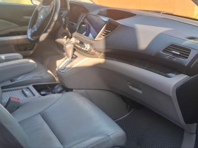 Лексус РХ, объемом двигателя 3.5 л и пробегом 141 тыс. км за 16000 $, фото 5 на Automoto.ua