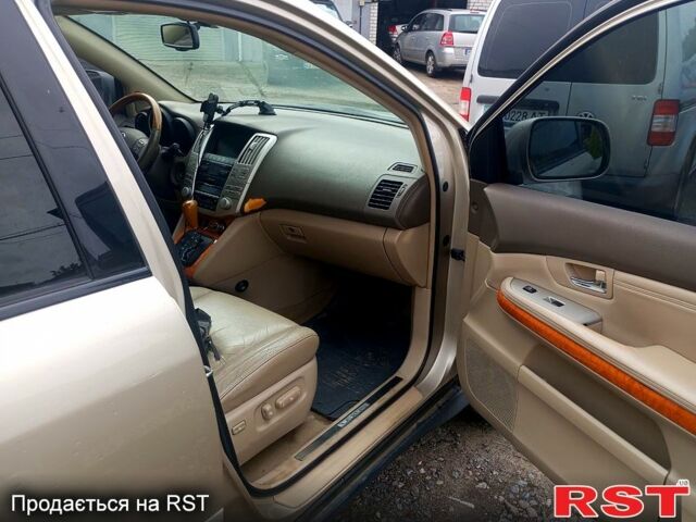 Лексус РХ, объемом двигателя 3.5 л и пробегом 220 тыс. км за 7500 $, фото 10 на Automoto.ua