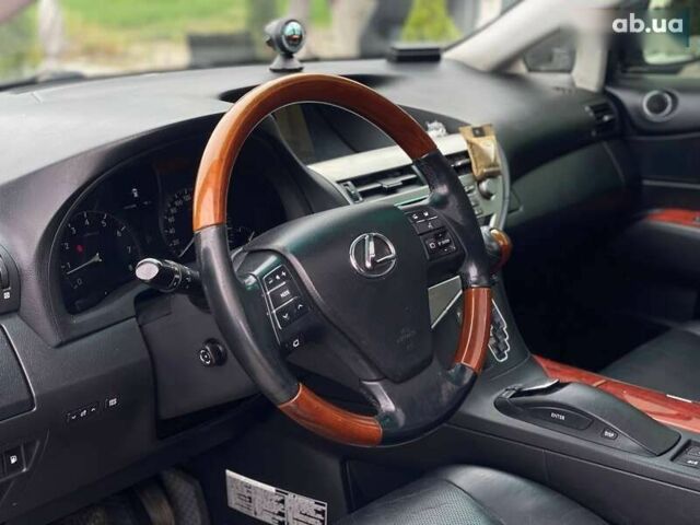 Лексус РХ, объемом двигателя 0 л и пробегом 210 тыс. км за 13990 $, фото 15 на Automoto.ua