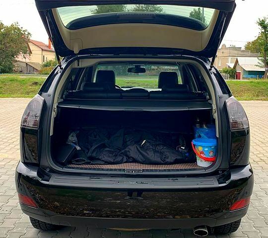 Лексус РХ, об'ємом двигуна 3.5 л та пробігом 241 тис. км за 10000 $, фото 3 на Automoto.ua