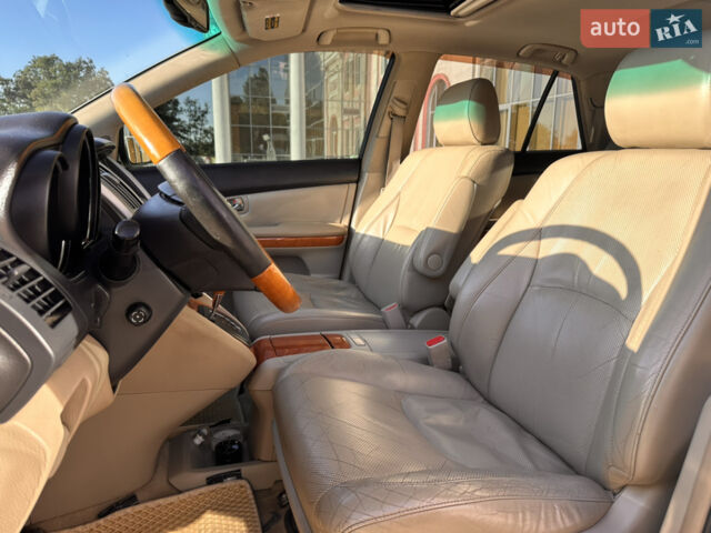 Лексус РХ, об'ємом двигуна 3.3 л та пробігом 254 тис. км за 13000 $, фото 11 на Automoto.ua