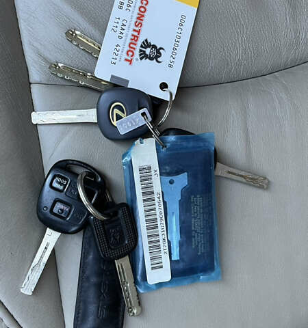 Лексус РХ, объемом двигателя 3.46 л и пробегом 156 тыс. км за 13800 $, фото 32 на Automoto.ua