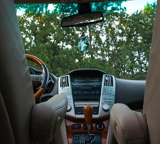 Лексус РХ, объемом двигателя 3.5 л и пробегом 278 тыс. км за 12000 $, фото 15 на Automoto.ua